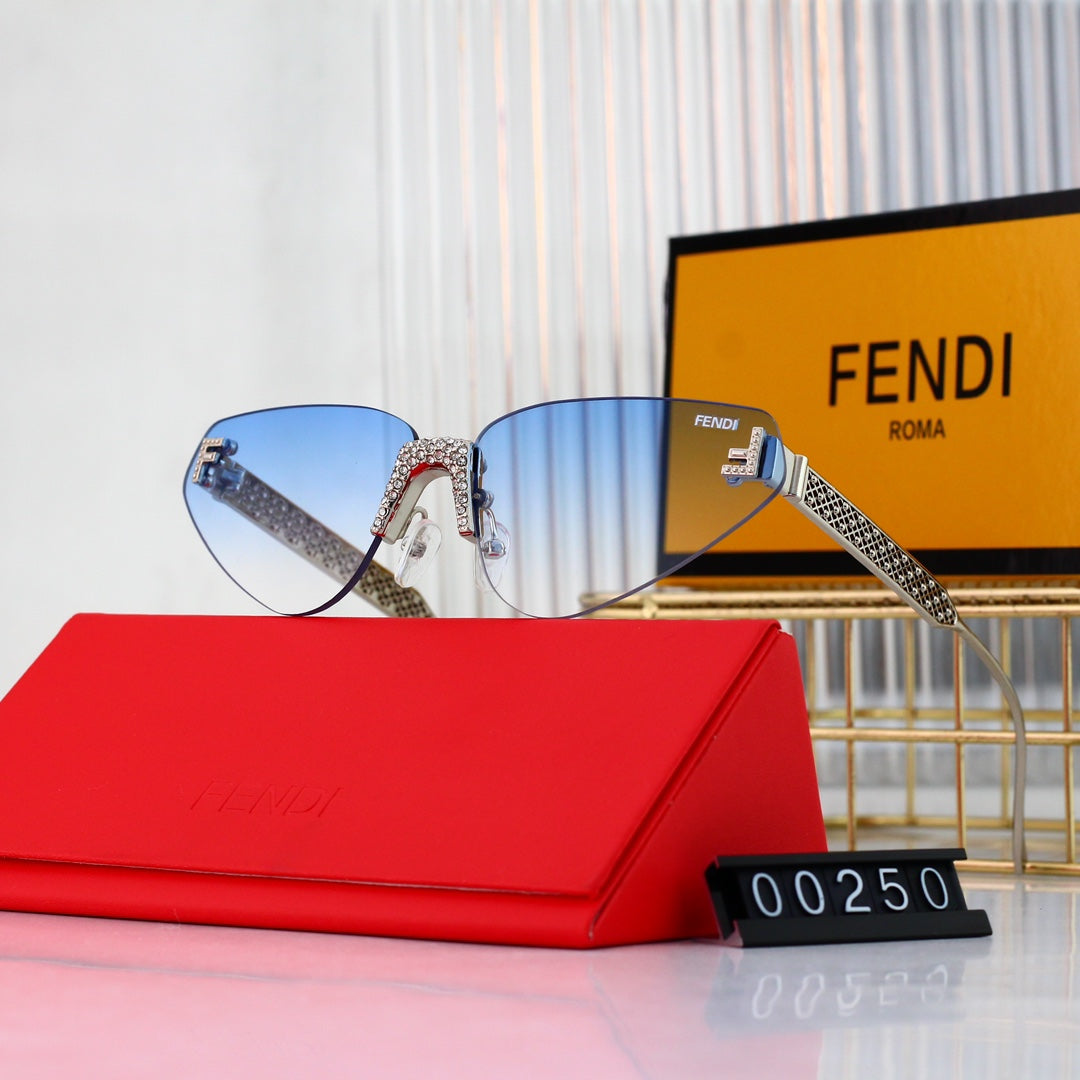 Sunglasses/model:00252