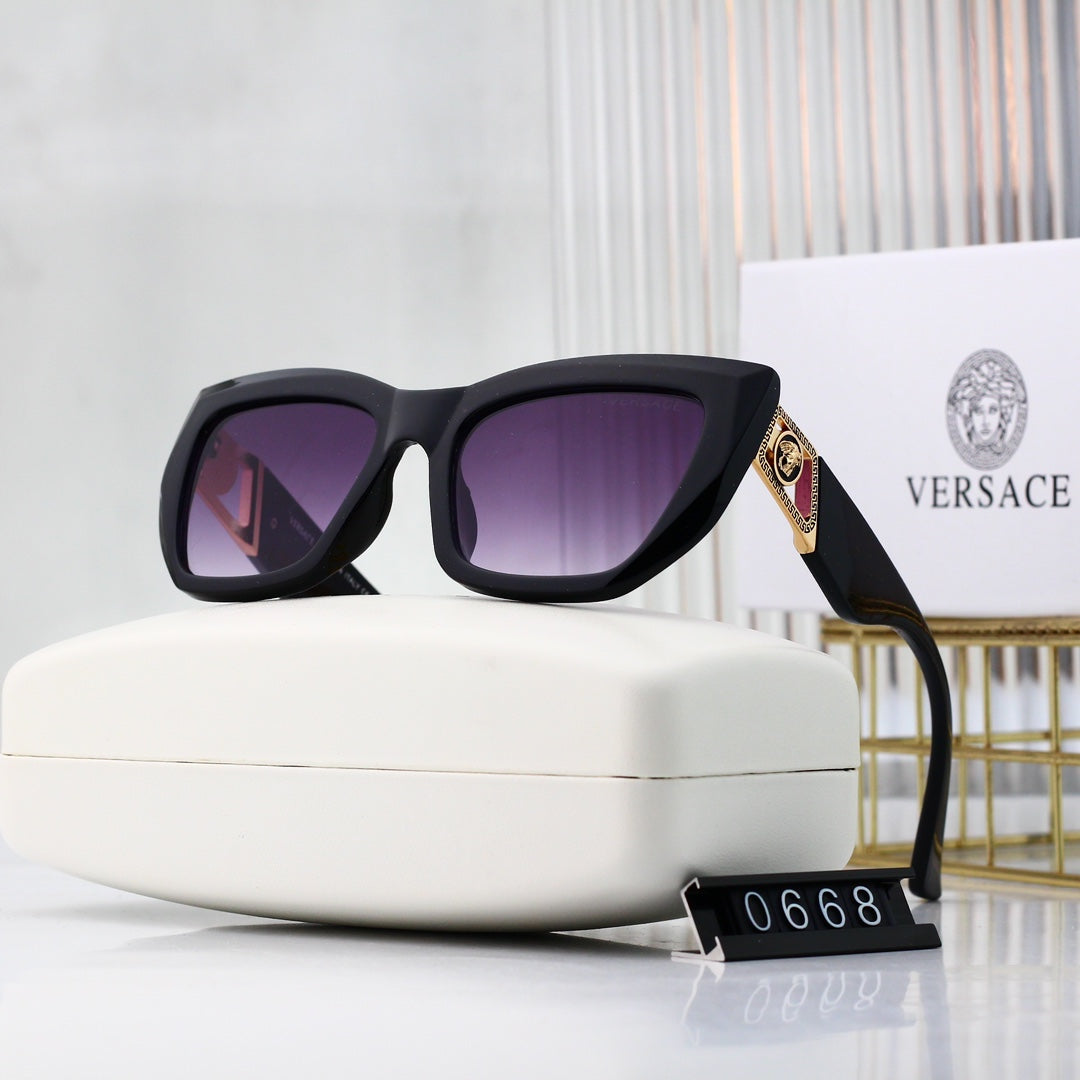 sunglasses / Model:0668