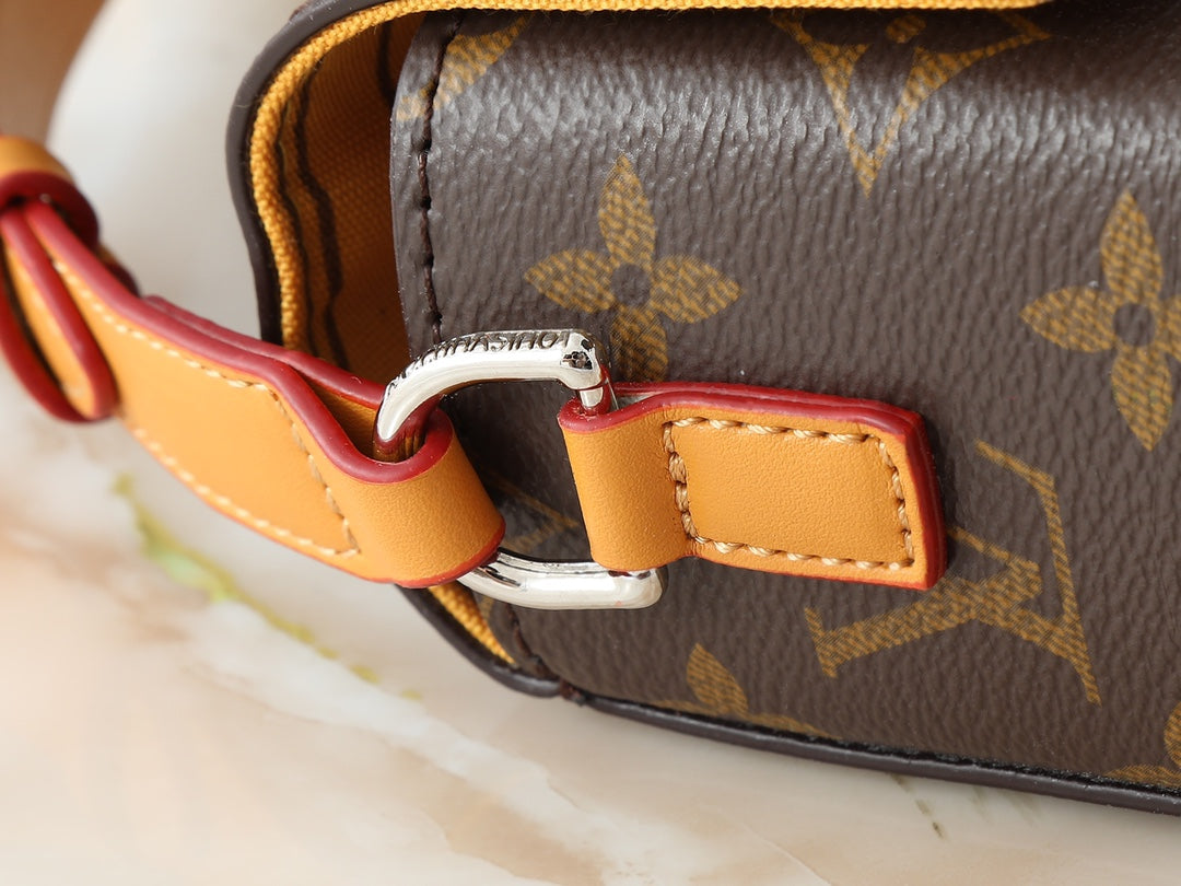 bag/quality: 4A/model: M82916