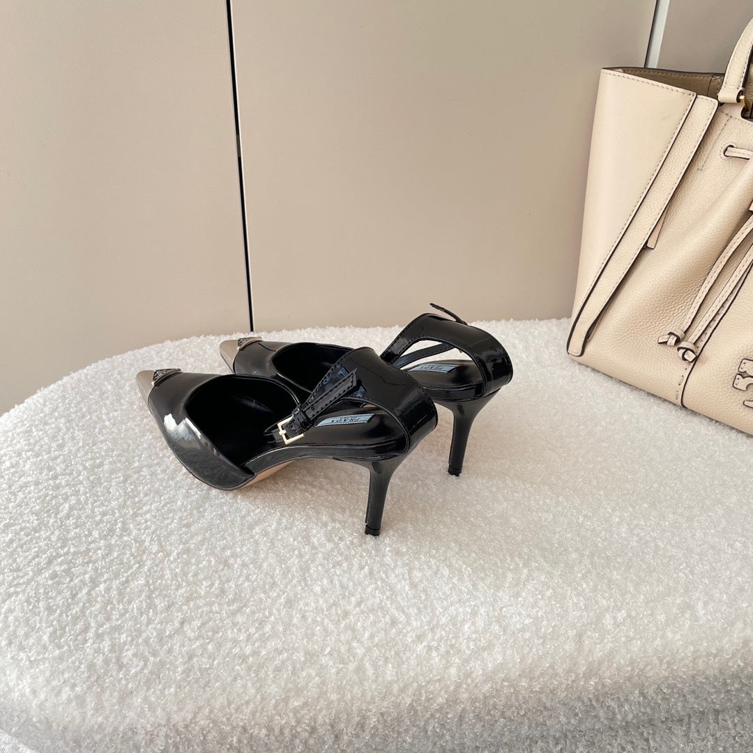 shoes/model: X16