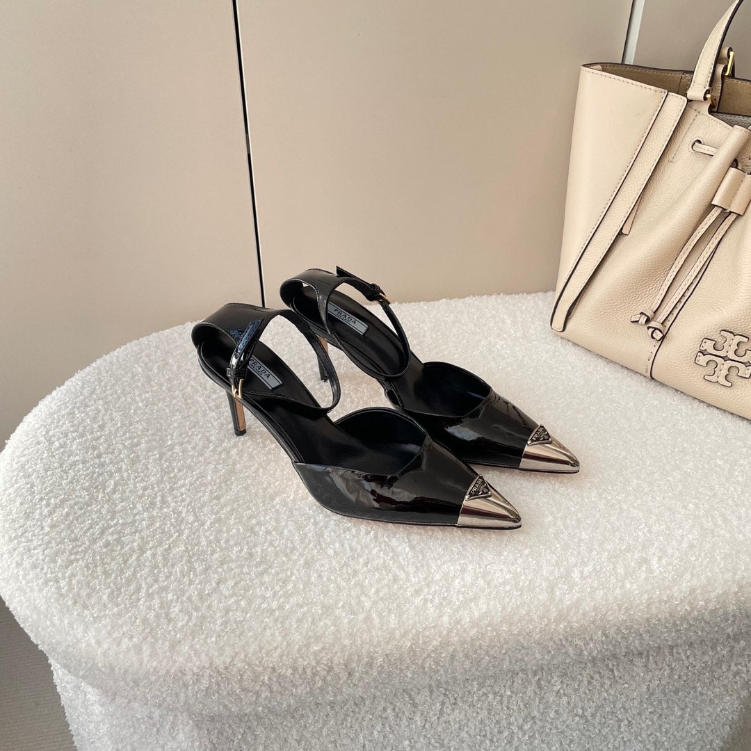 shoes/model: X16