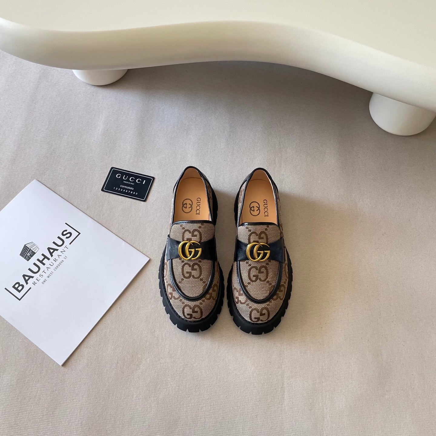 Shoes/Model:X92