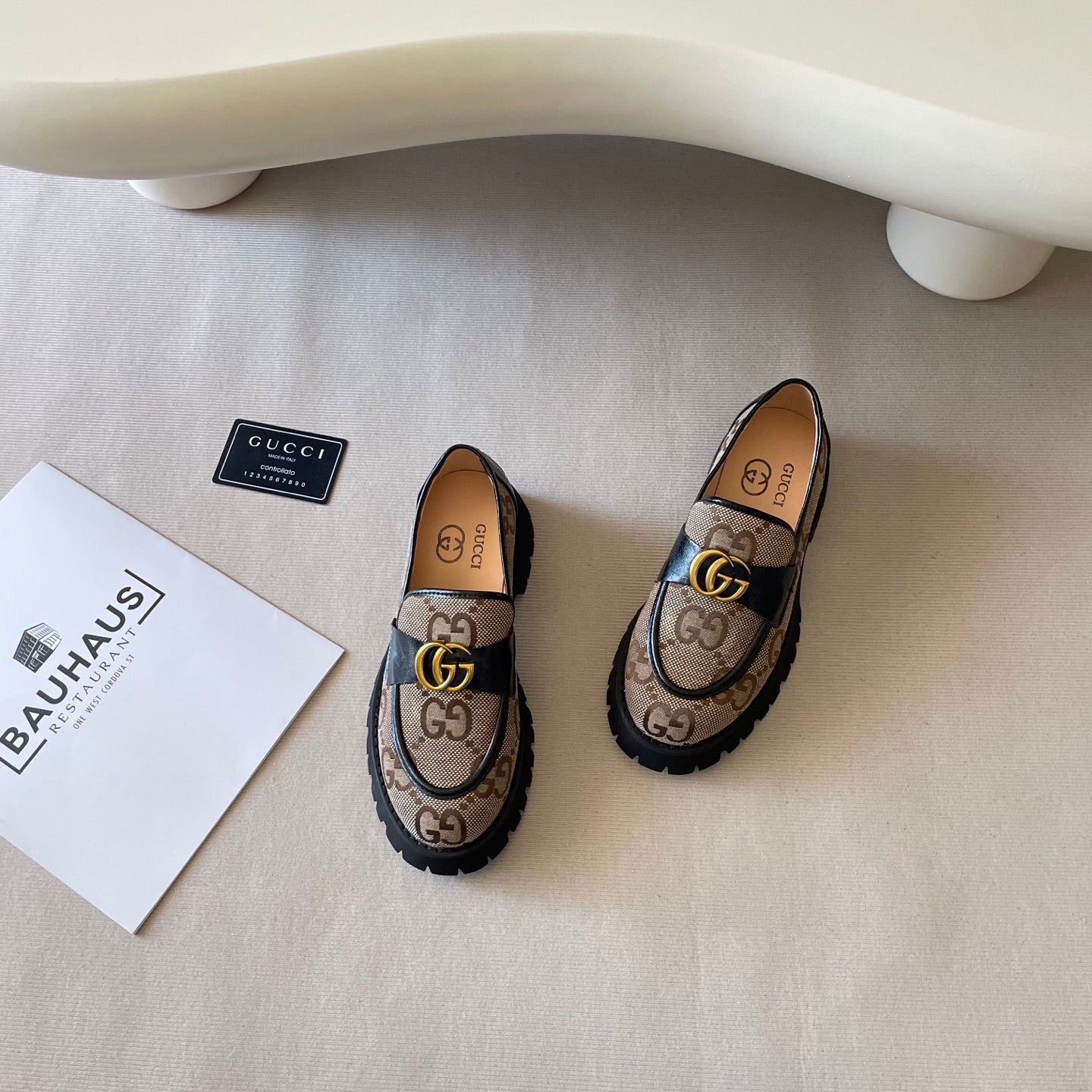 Shoes/Model:X92