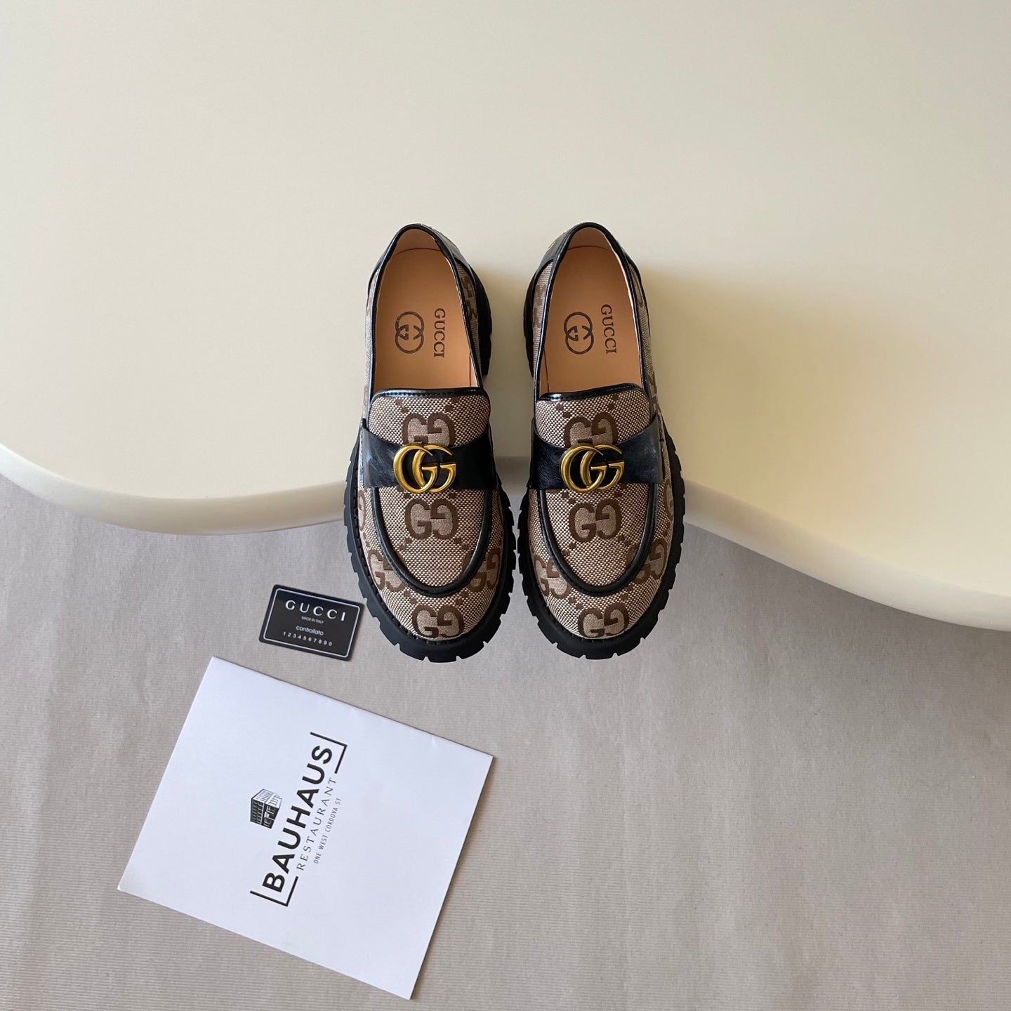 Shoes/Model:X92