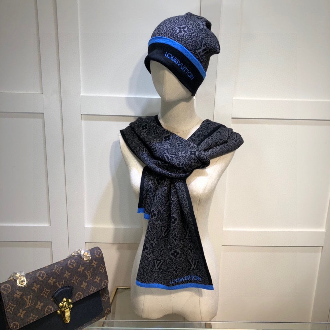 Hat + scarf