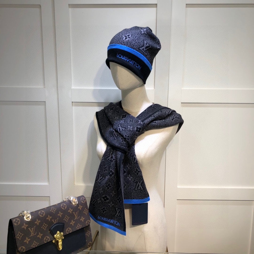 Hat + scarf
