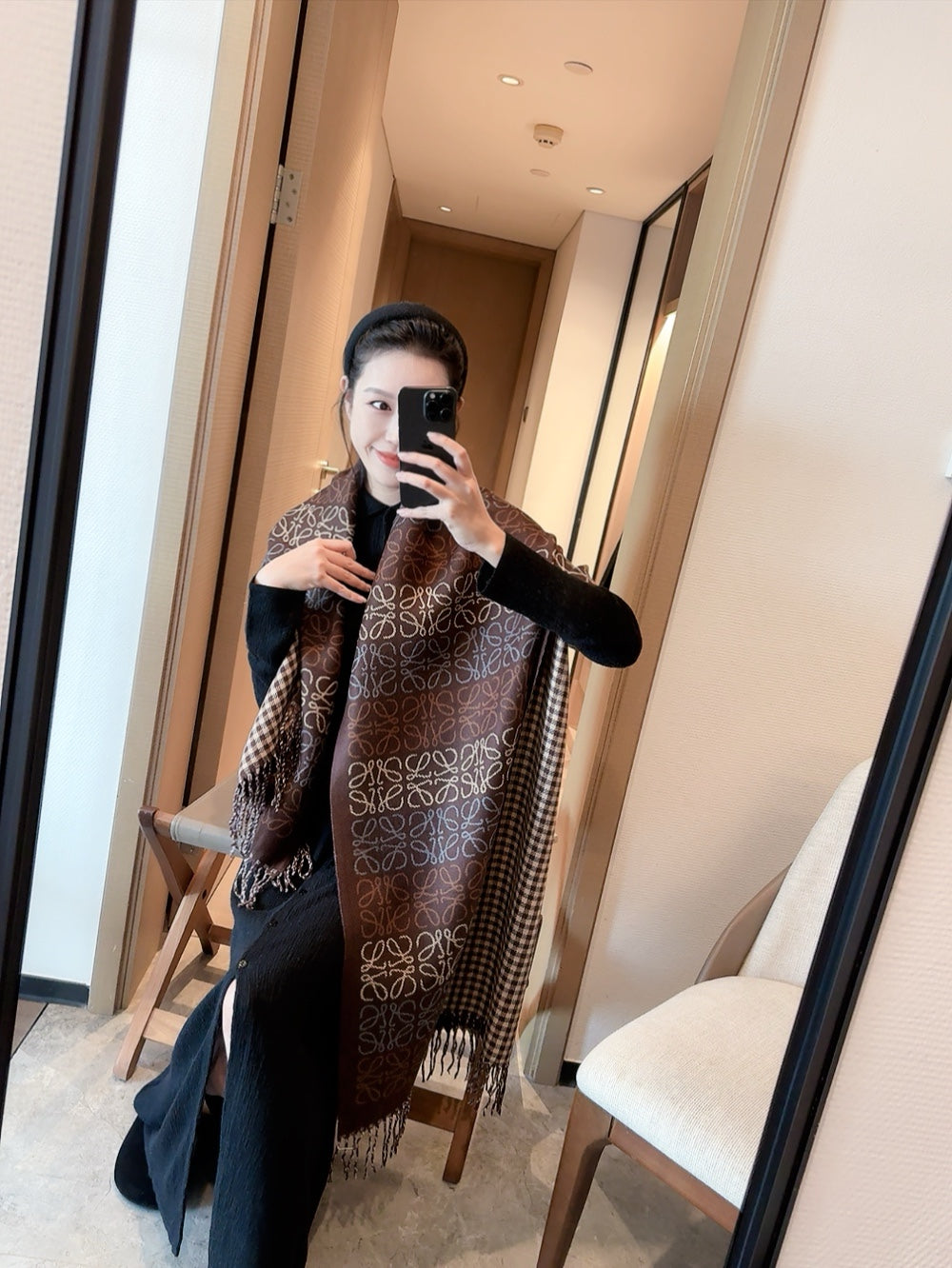 scarf/model: T60
