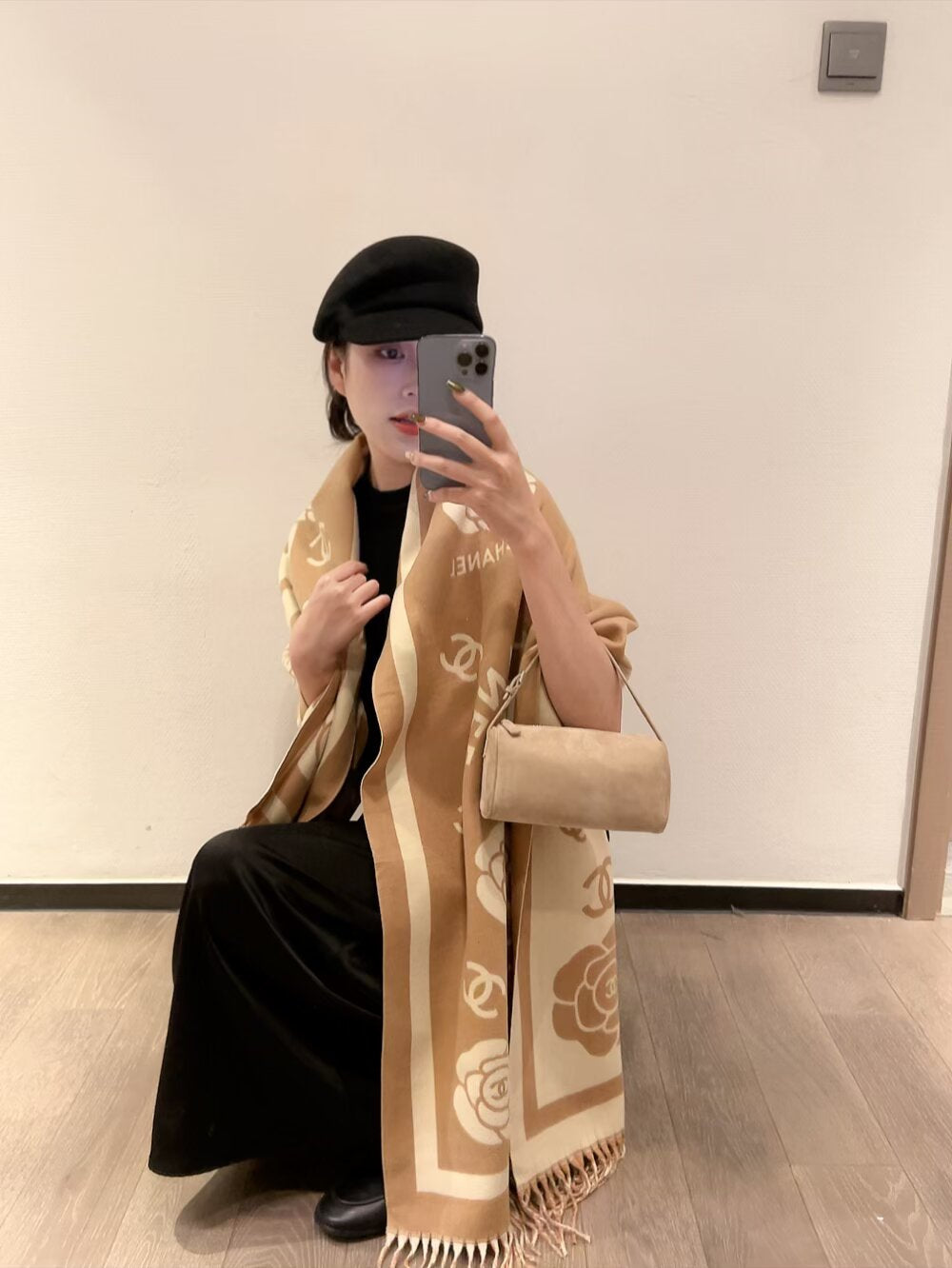 scarf/model: T76