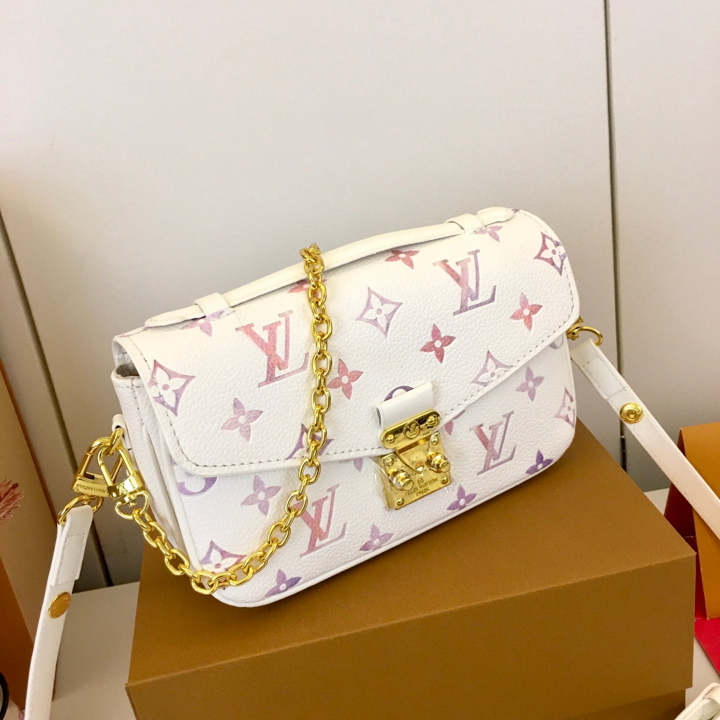 Bag/Quality: 4A/Model:M25682