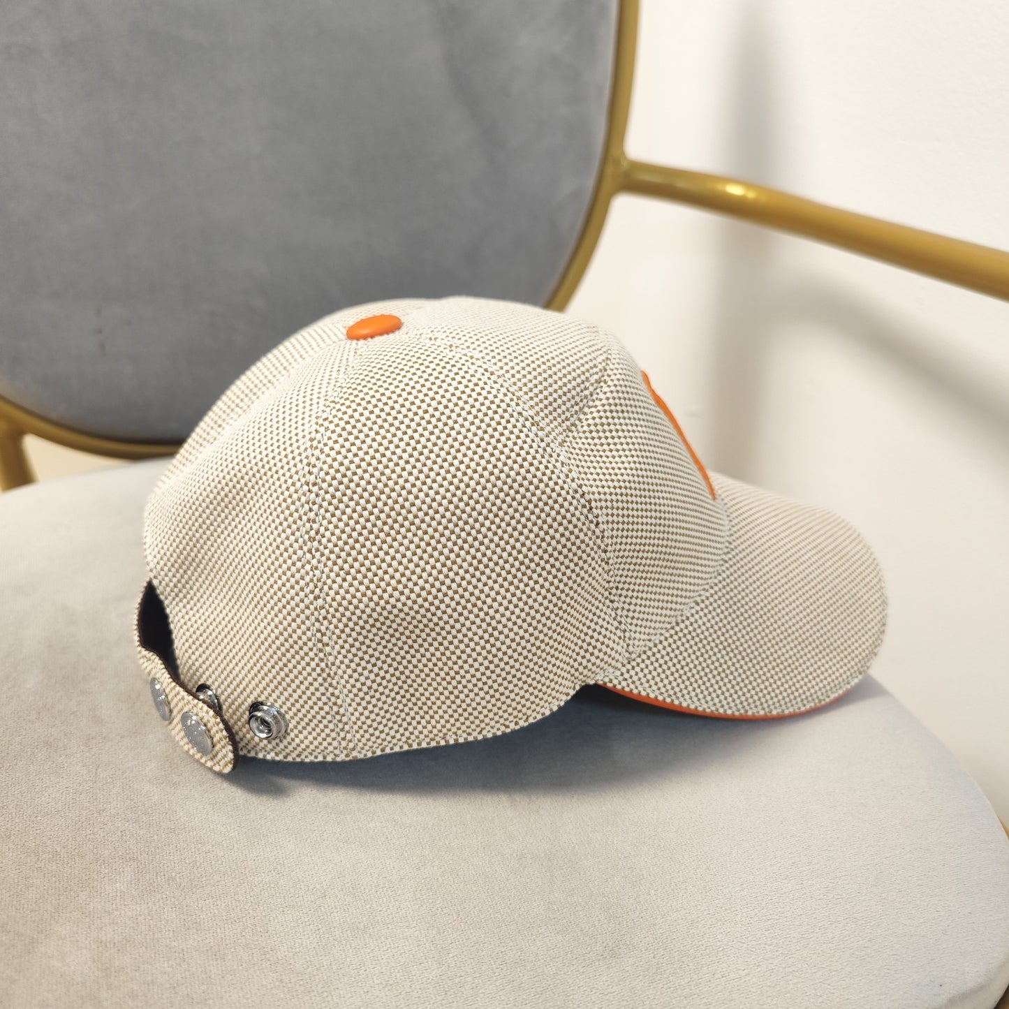 hat/ model: T35