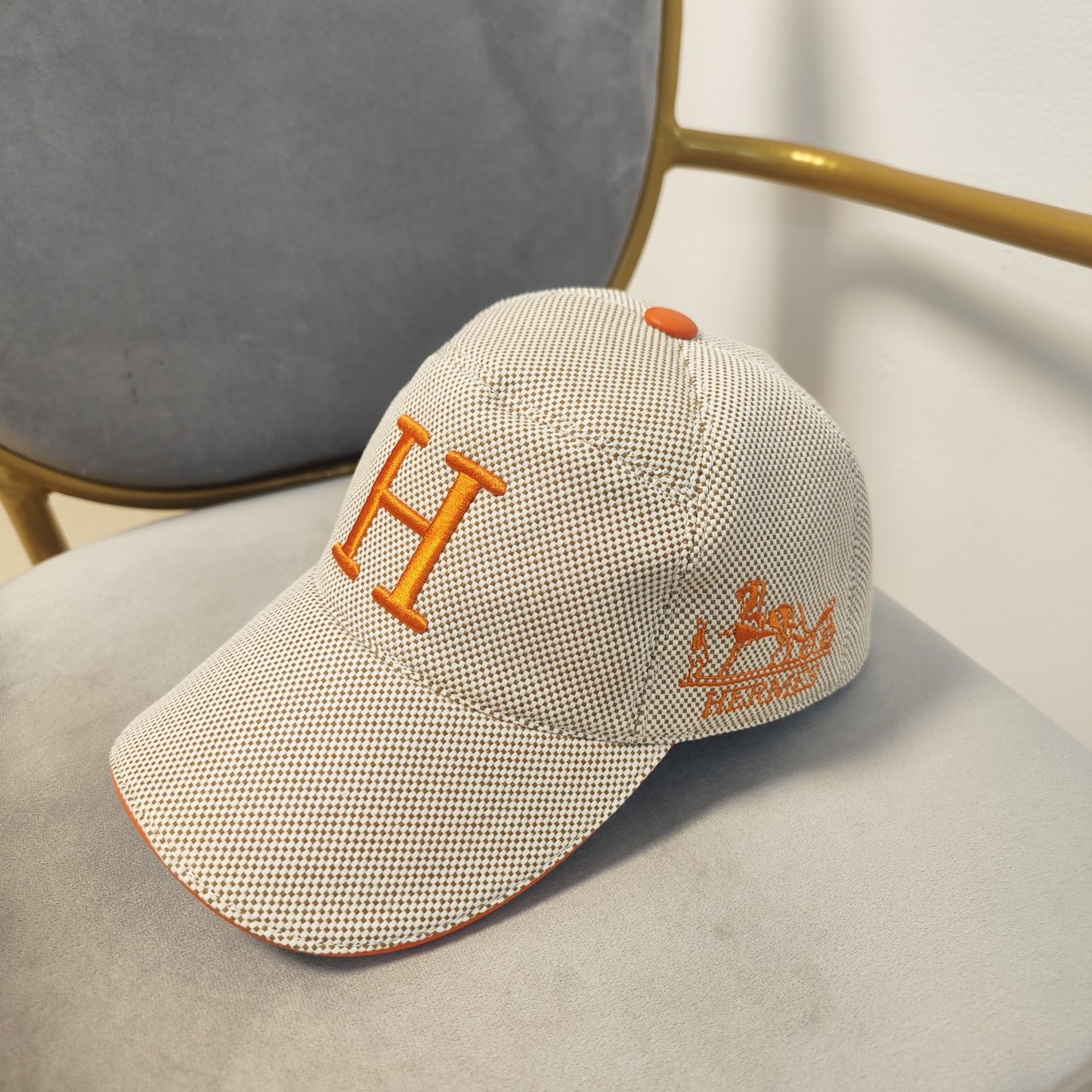 hat/ model: T35