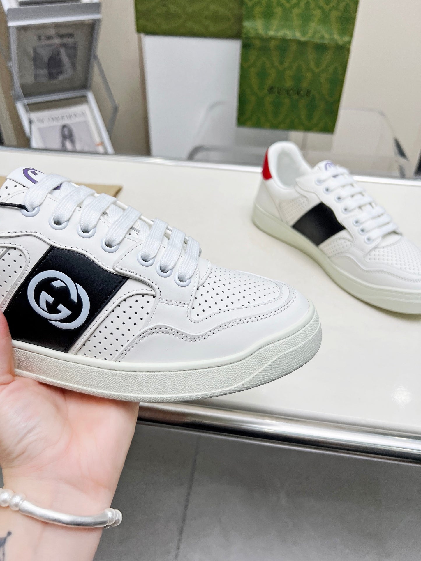 shoes/model:15843