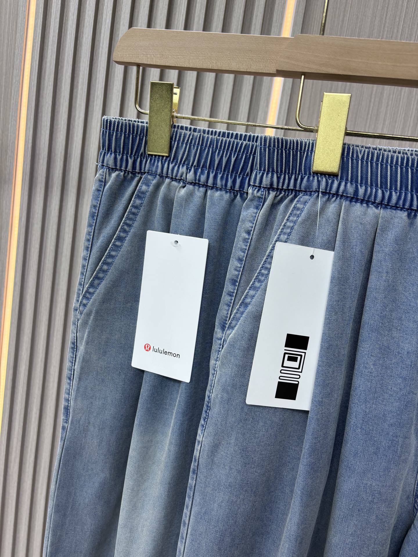 Clothing/Model:960649