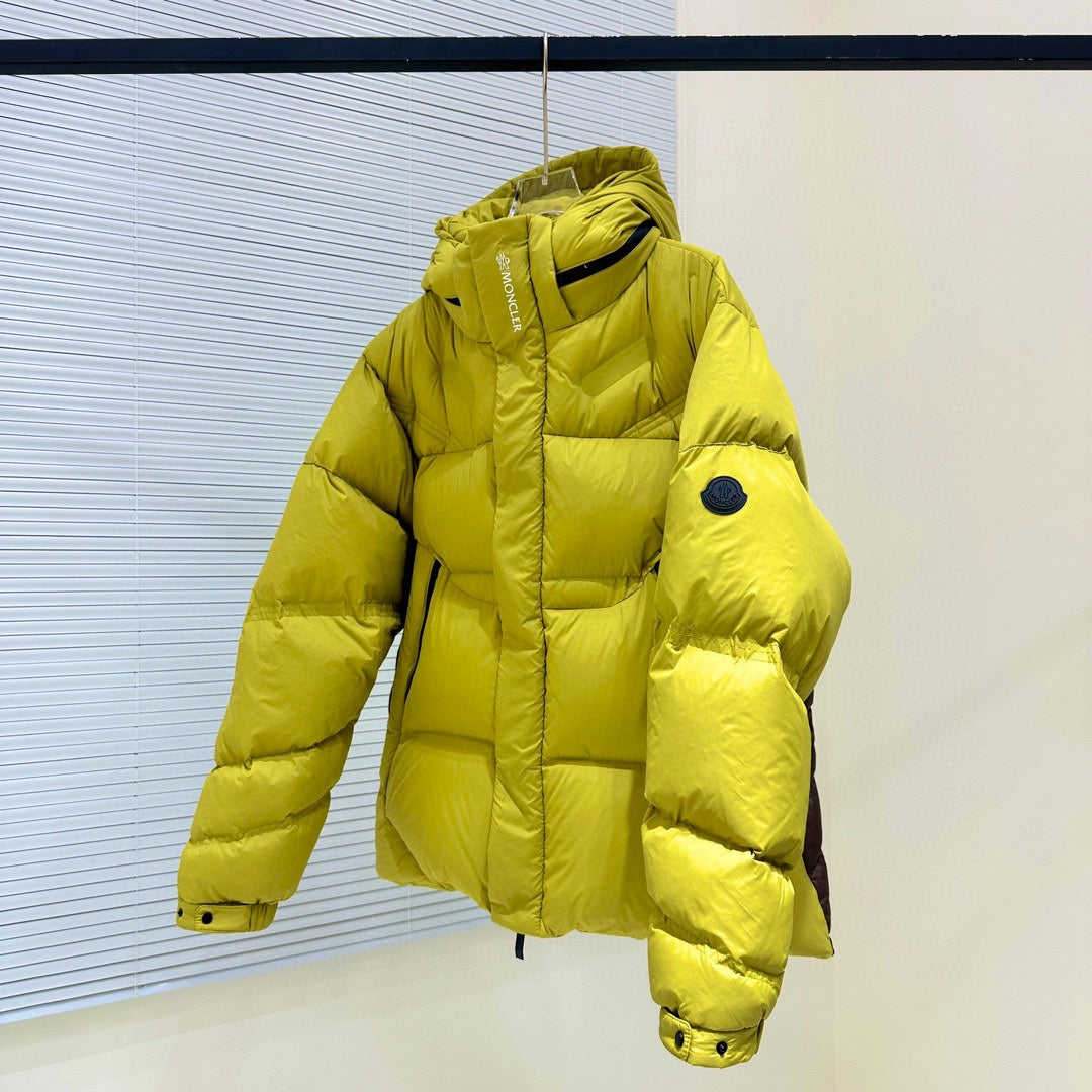 clothing/Jarama New Black Warrior/Short Down Jacket