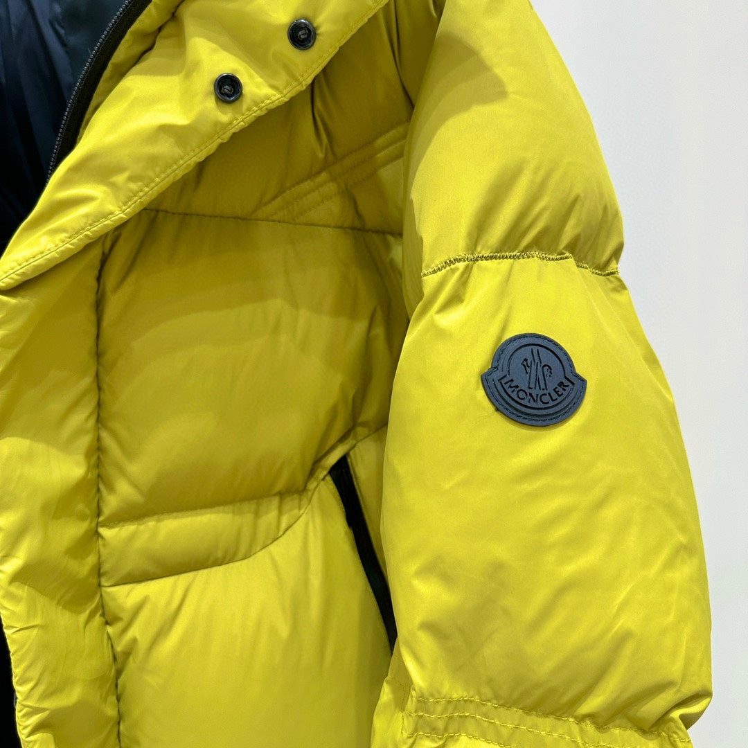 clothing/Jarama New Black Warrior/Short Down Jacket