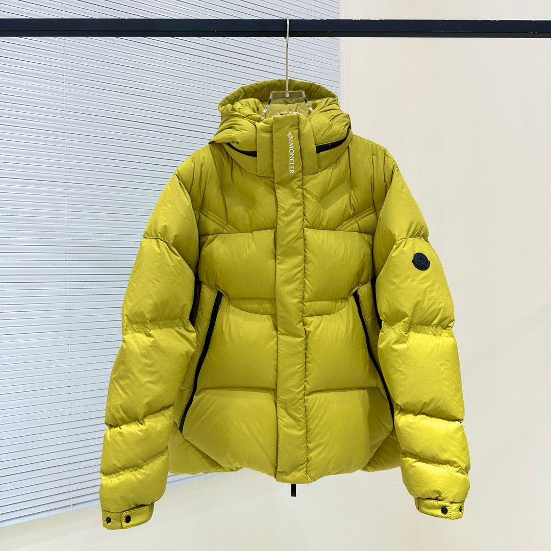 clothing/Jarama New Black Warrior/Short Down Jacket