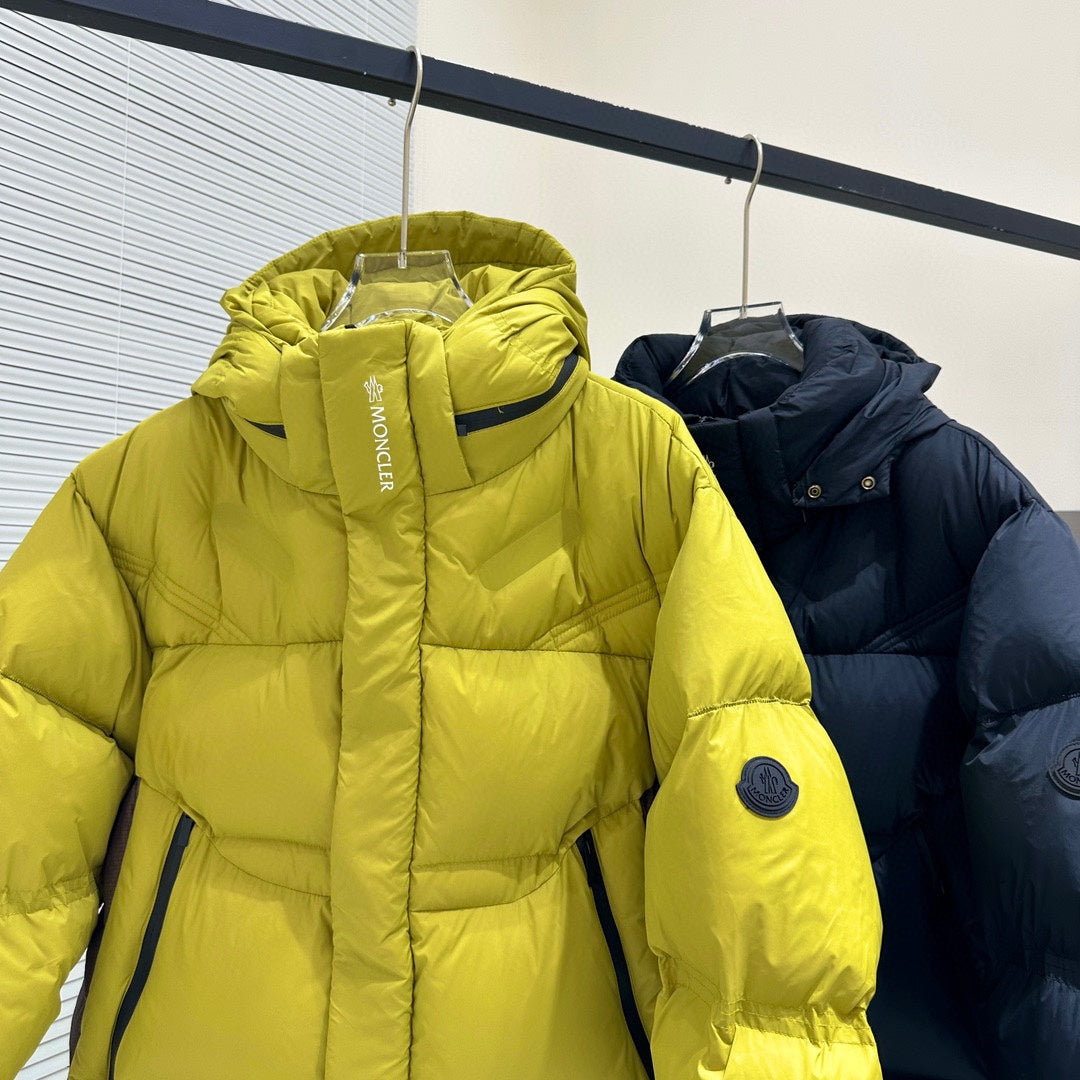 clothing/Jarama New Black Warrior/Short Down Jacket