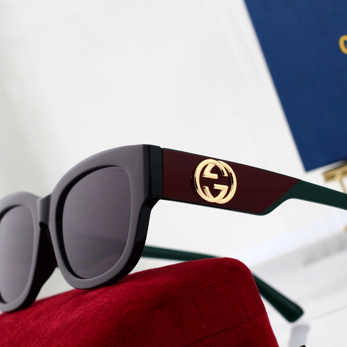 sunglasses / model:4114
