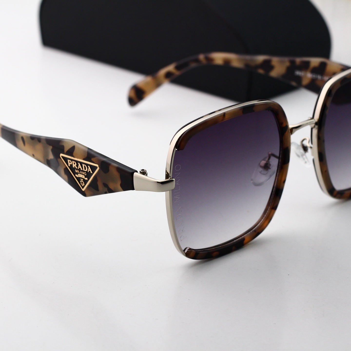 sunglasses /lens: UV400 /model:3822