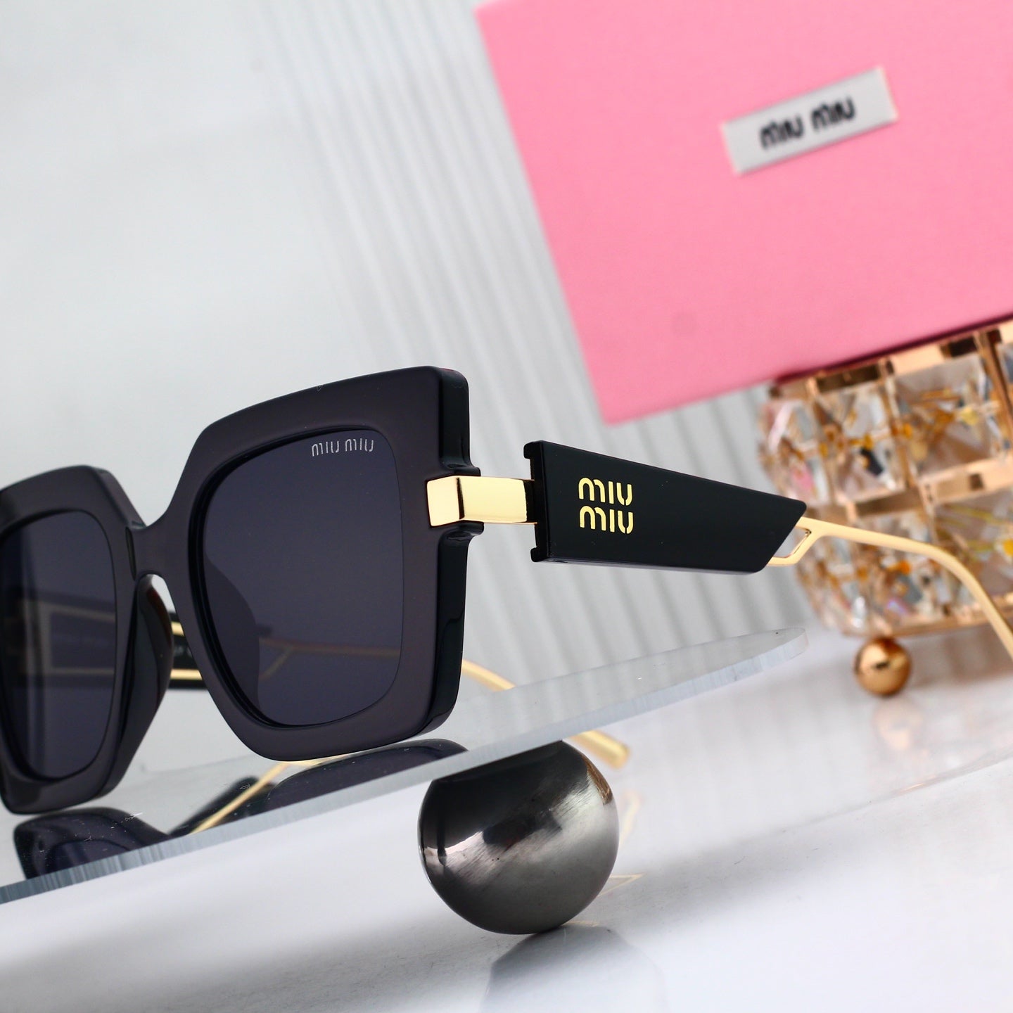 Sunglasses/model:0706