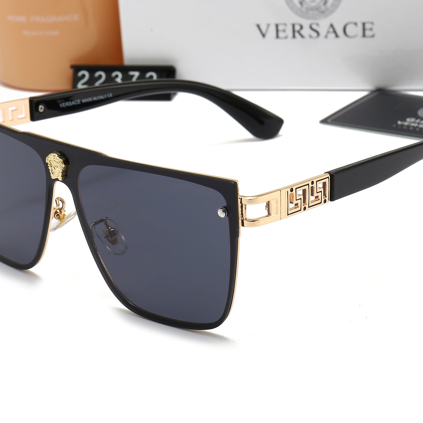 sunglasses / model:D22372