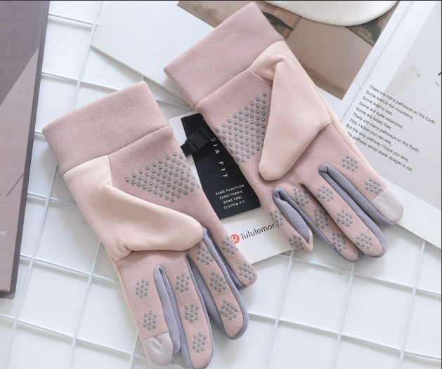 Gloves/Model: 879819