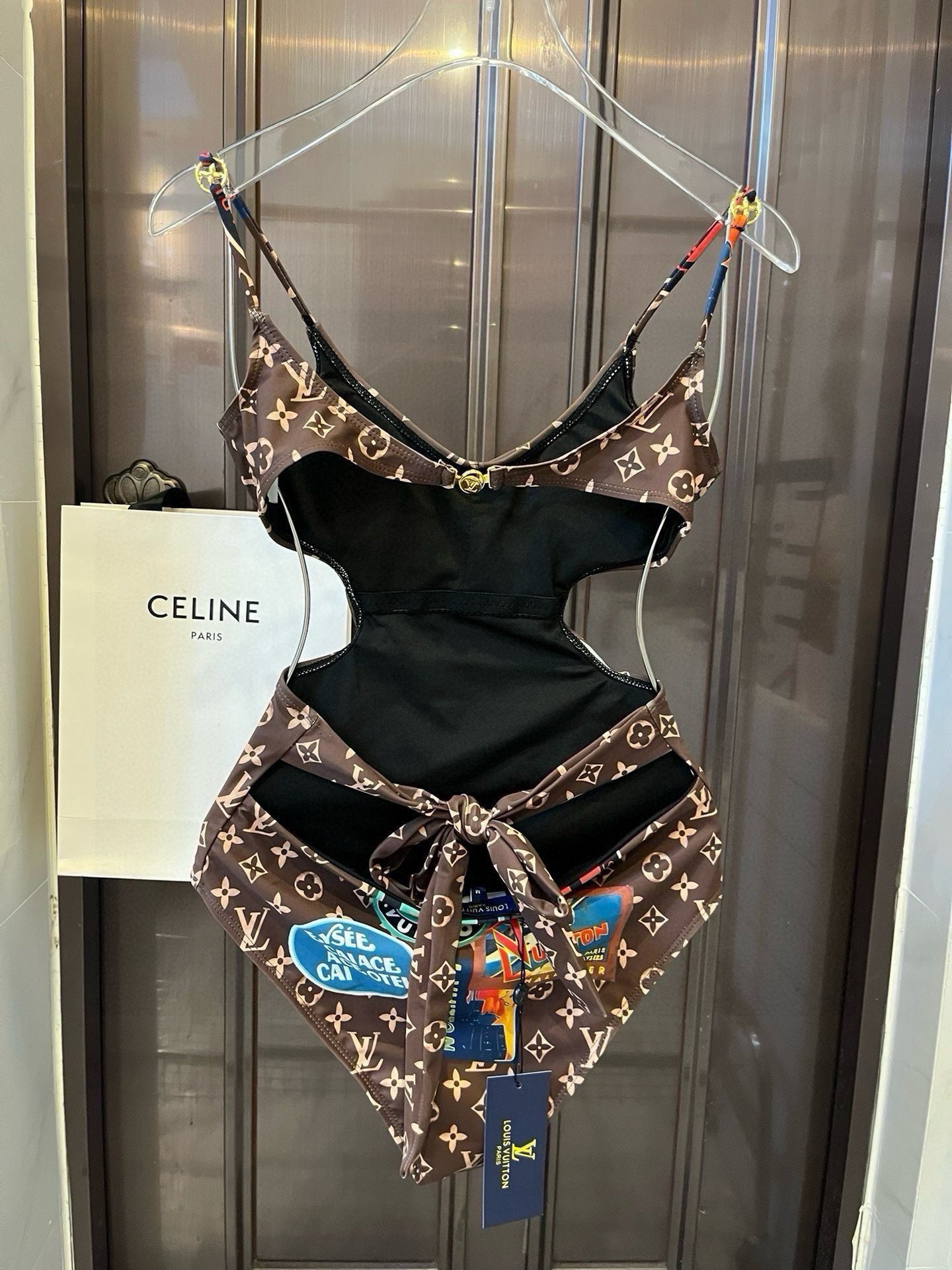 Swimsuit/Model: Y105