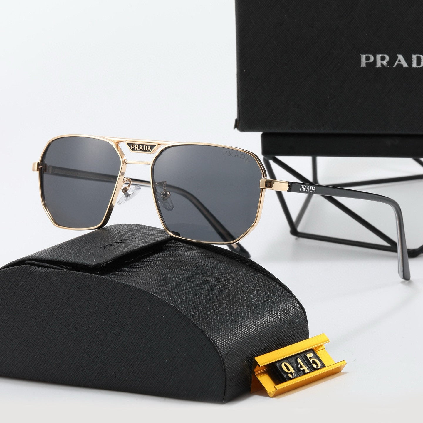 sunglasses / model:C945