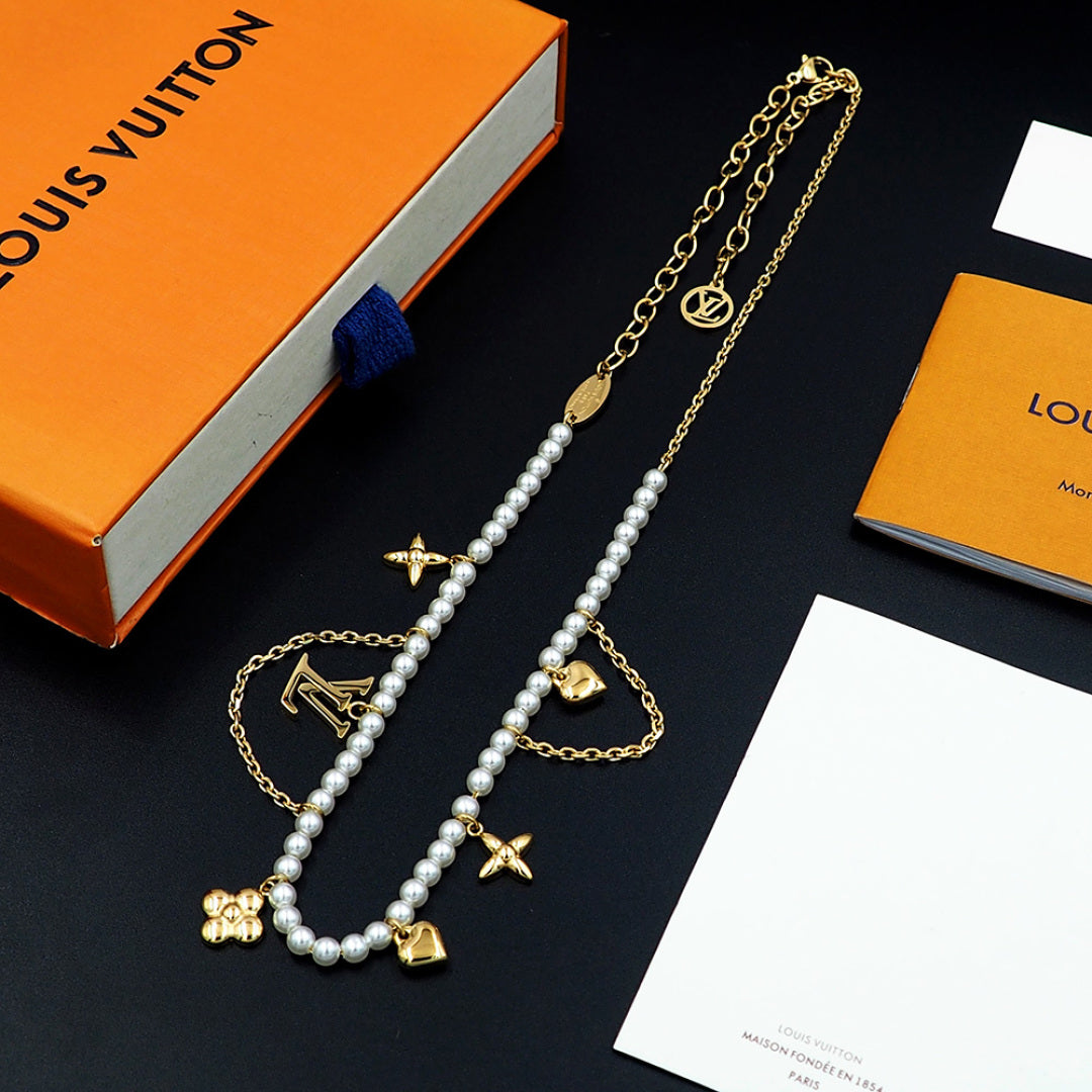 jewelry/necklace/model:352027