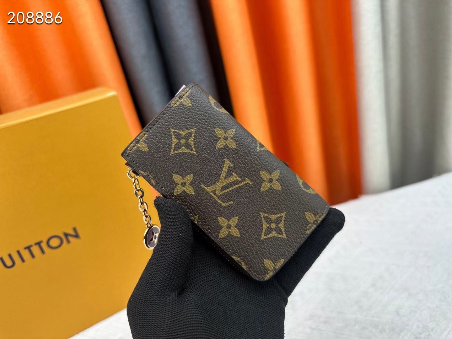 Keychain/Quality: 4A/Model:M14529