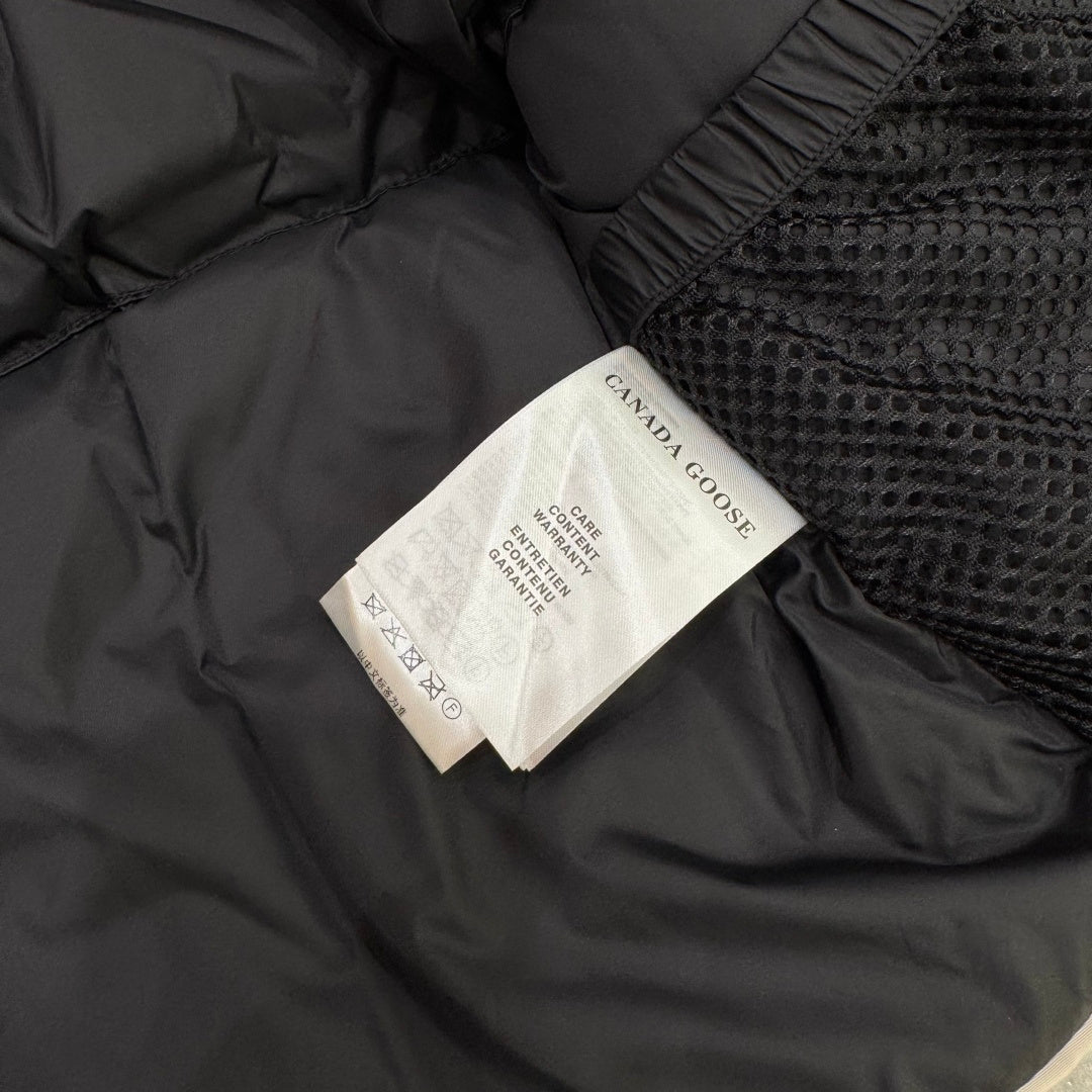 Clothing/Model:000750