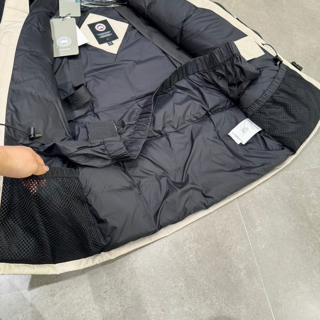 Clothing/Model:000750