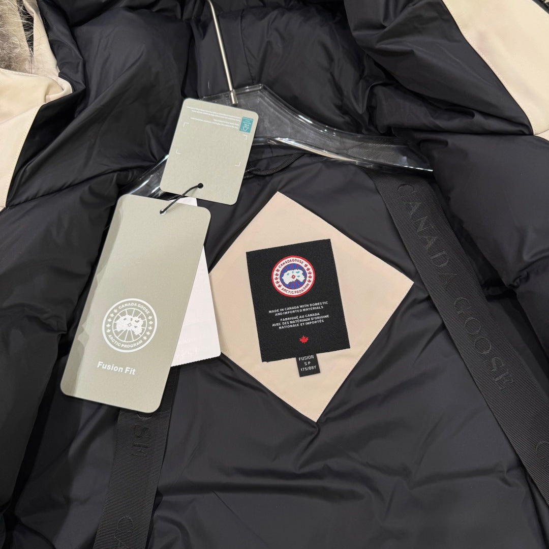 Clothing/Model:000750