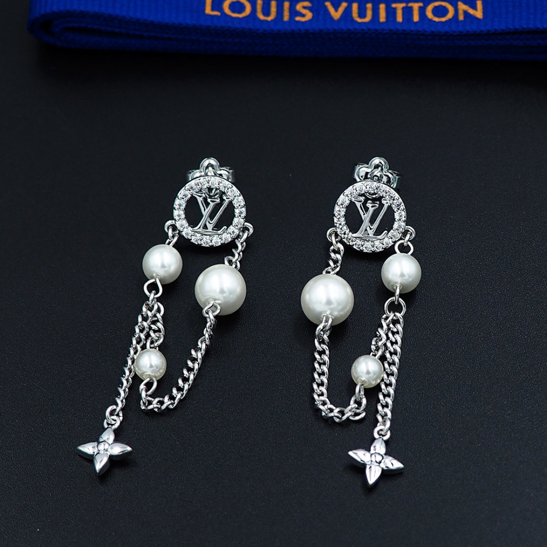 jewelry/earrings/model:346109