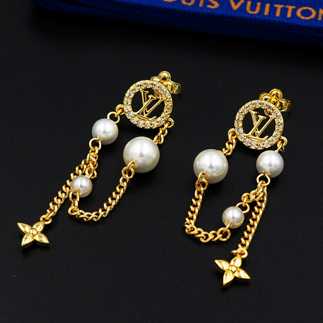 jewelry/earrings/model:346109