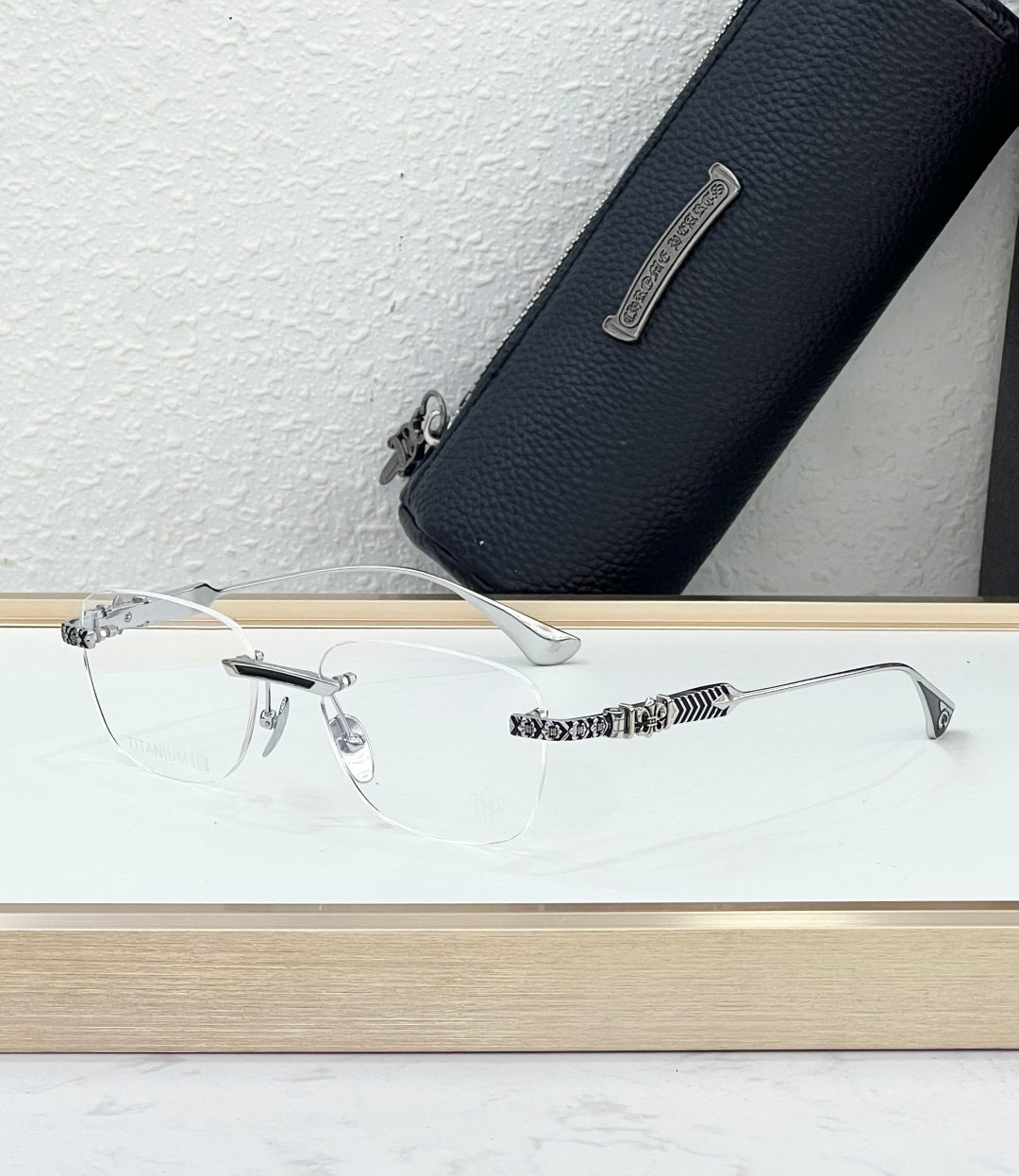 Sunglasses/Quality: 5A/Model:CH8326