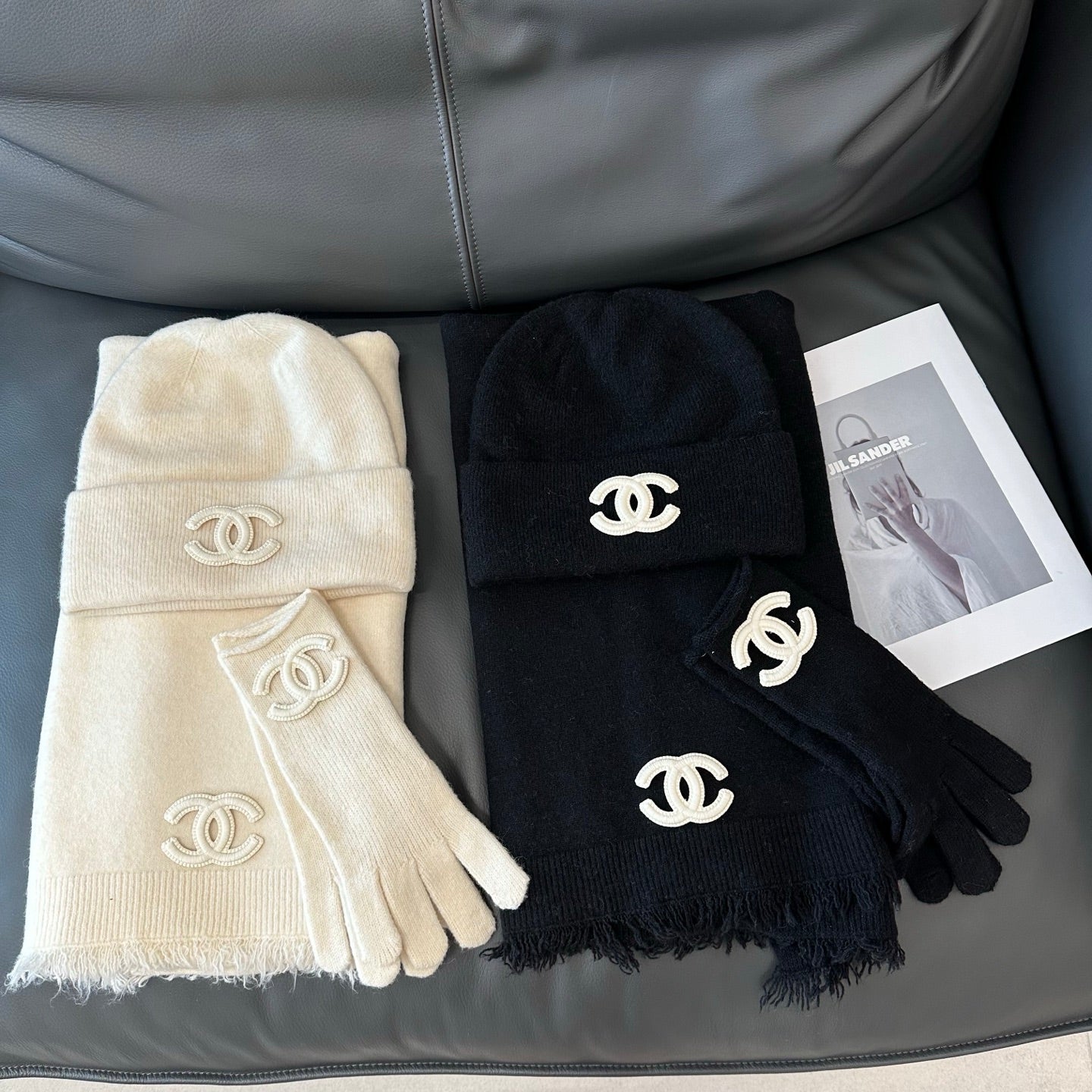 Three-piece set/model: T63