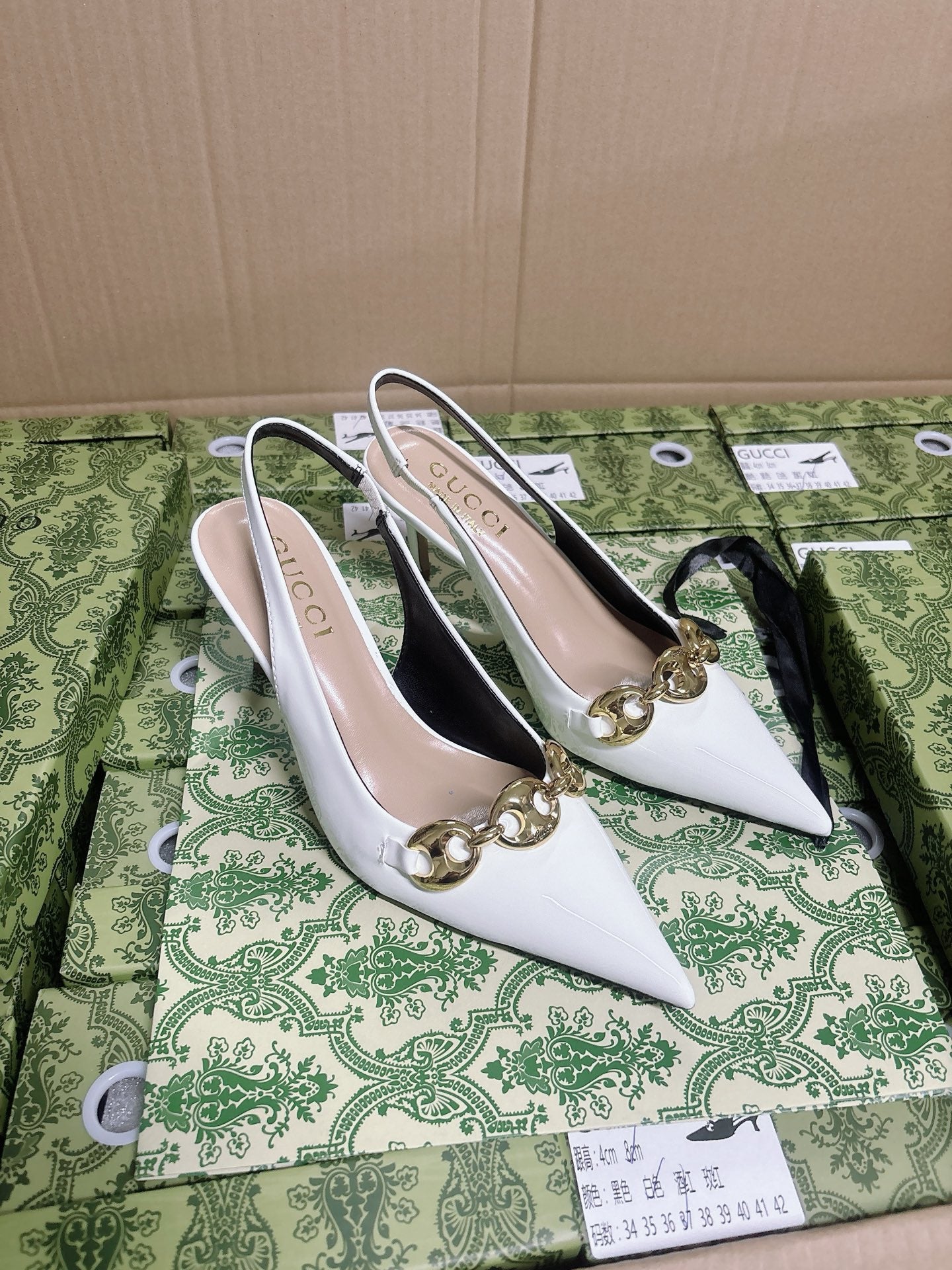 Shoes/model:X101
