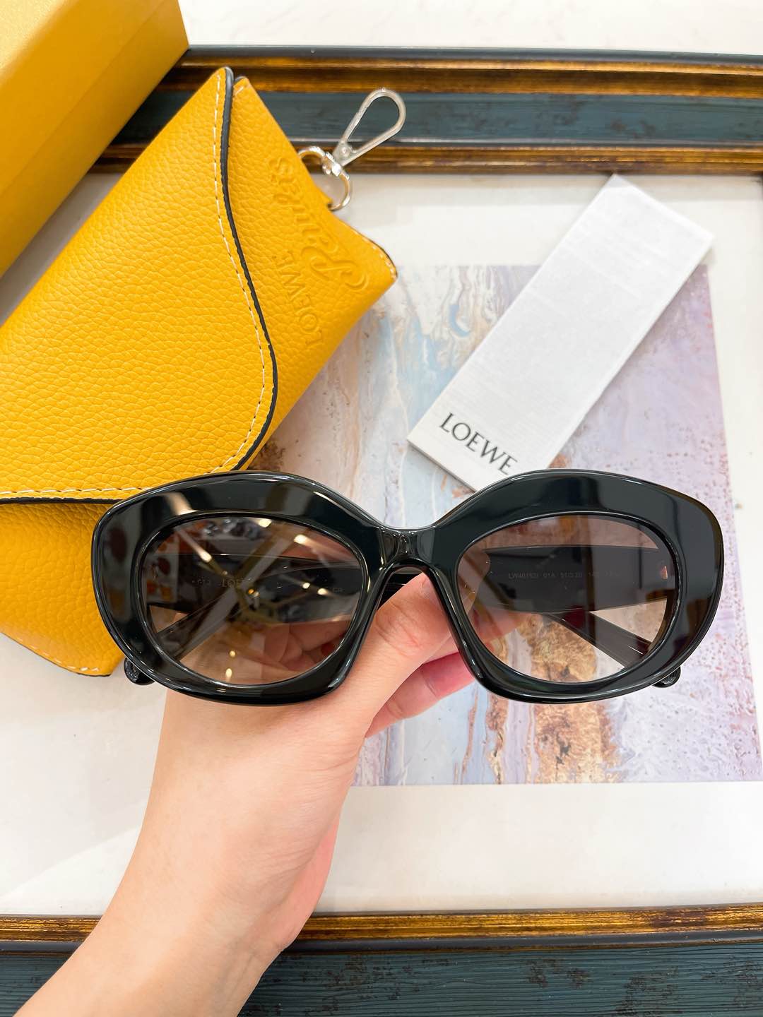 sunglasses/Quality: 5A/Model:LW40153S