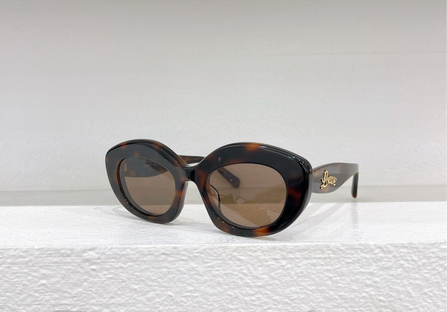 sunglasses/Quality: 5A/Model:LW40153S