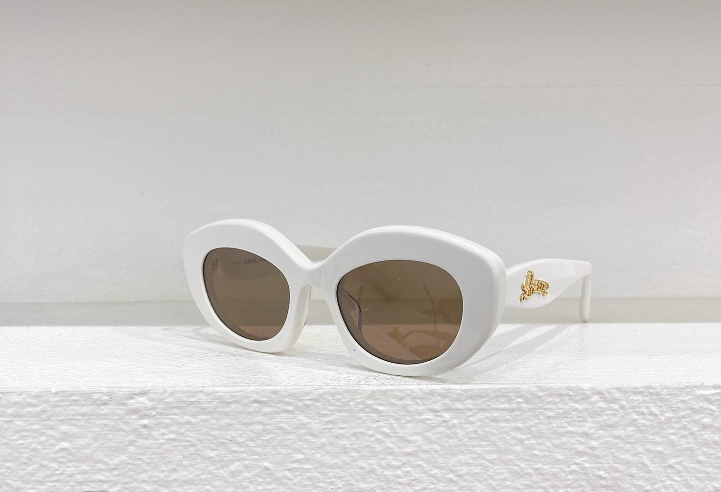 sunglasses/Quality: 5A/Model:LW40153S