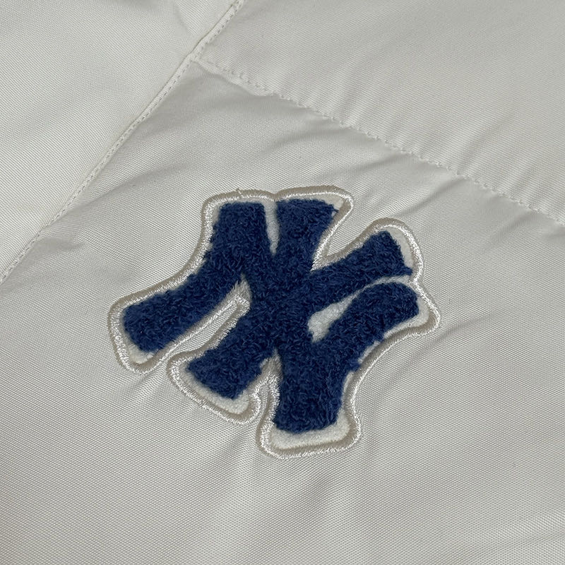 Clothing/Model: 2557