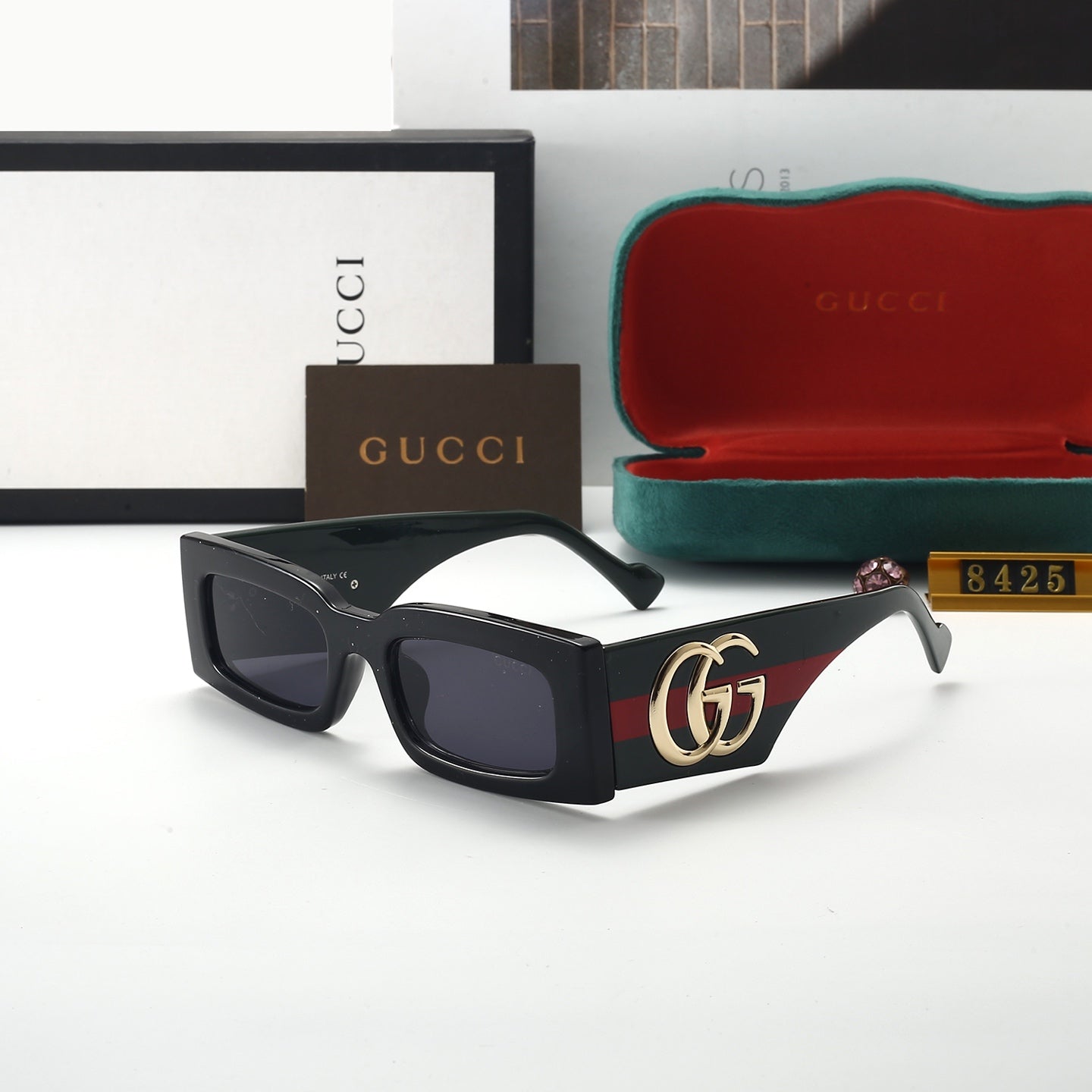 sunglasses / model:8425