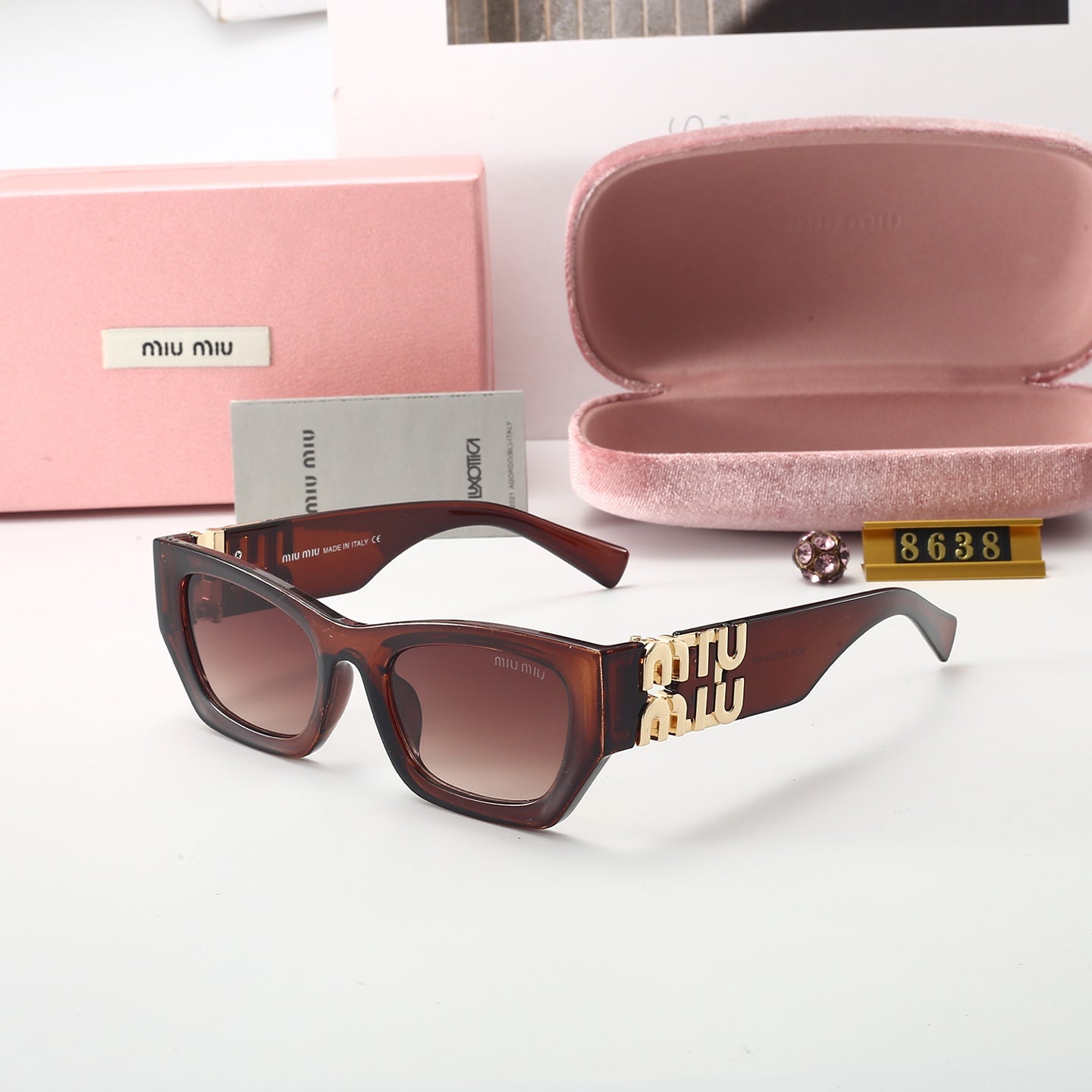 sunglasses / model:8638