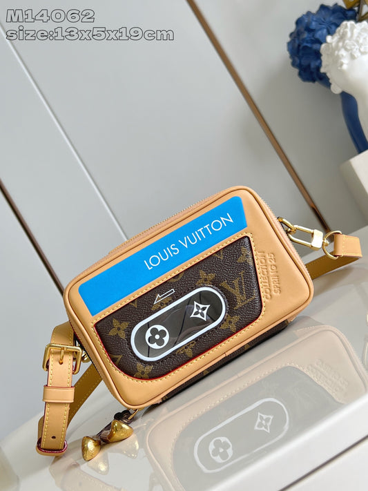 Bag/Quality: Mirror/Model:M14062