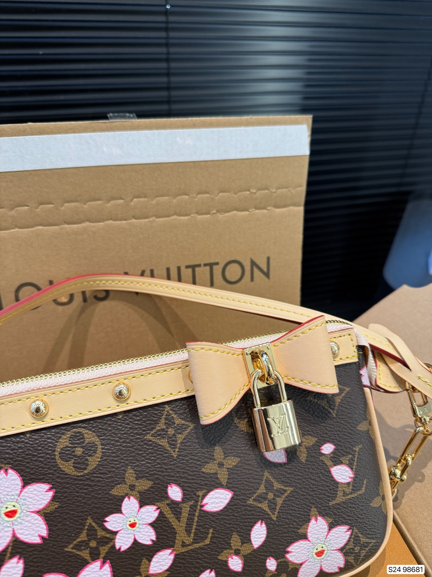 bag/quality: 4A/model:98681