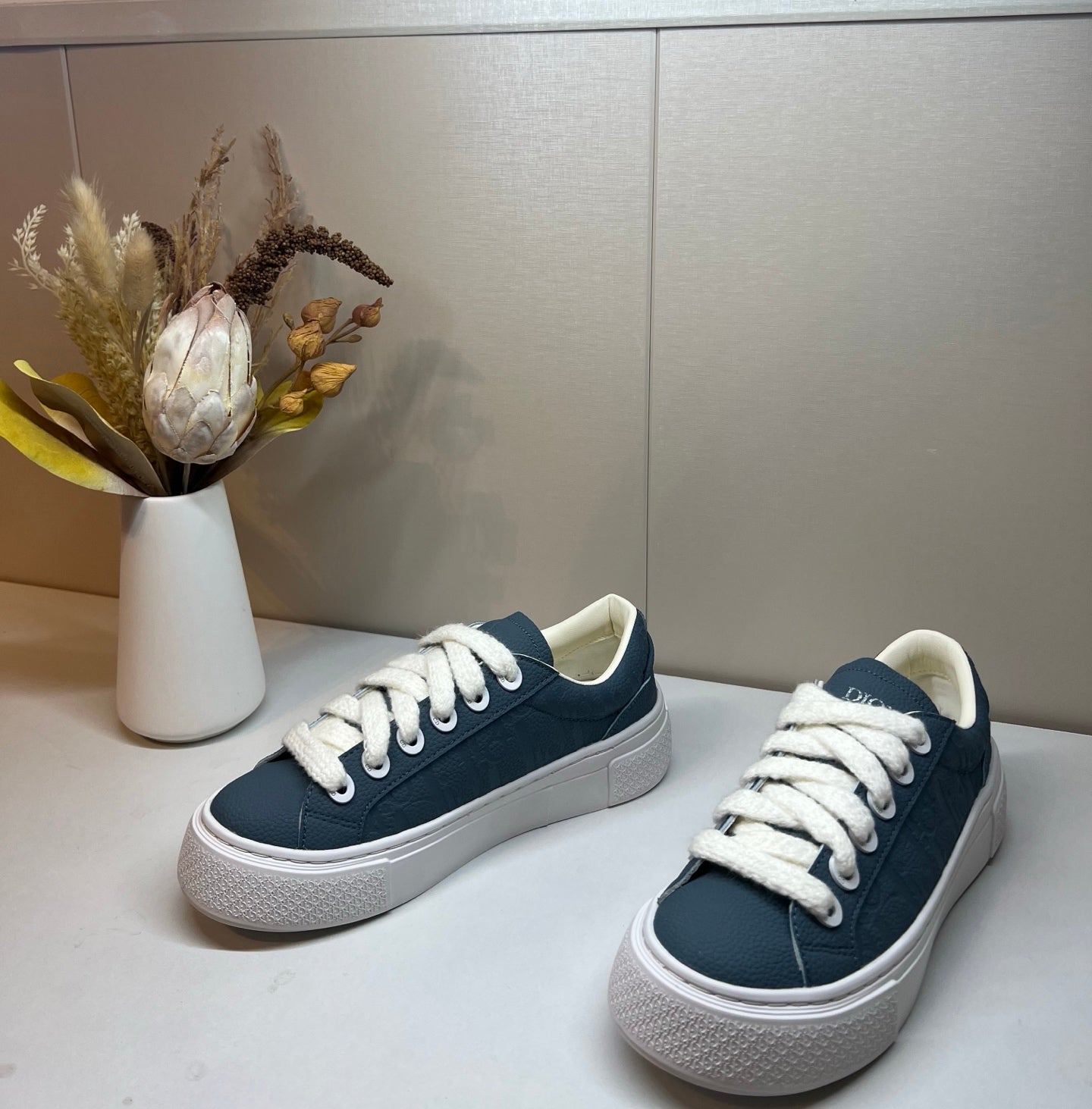 shoes / model:X48