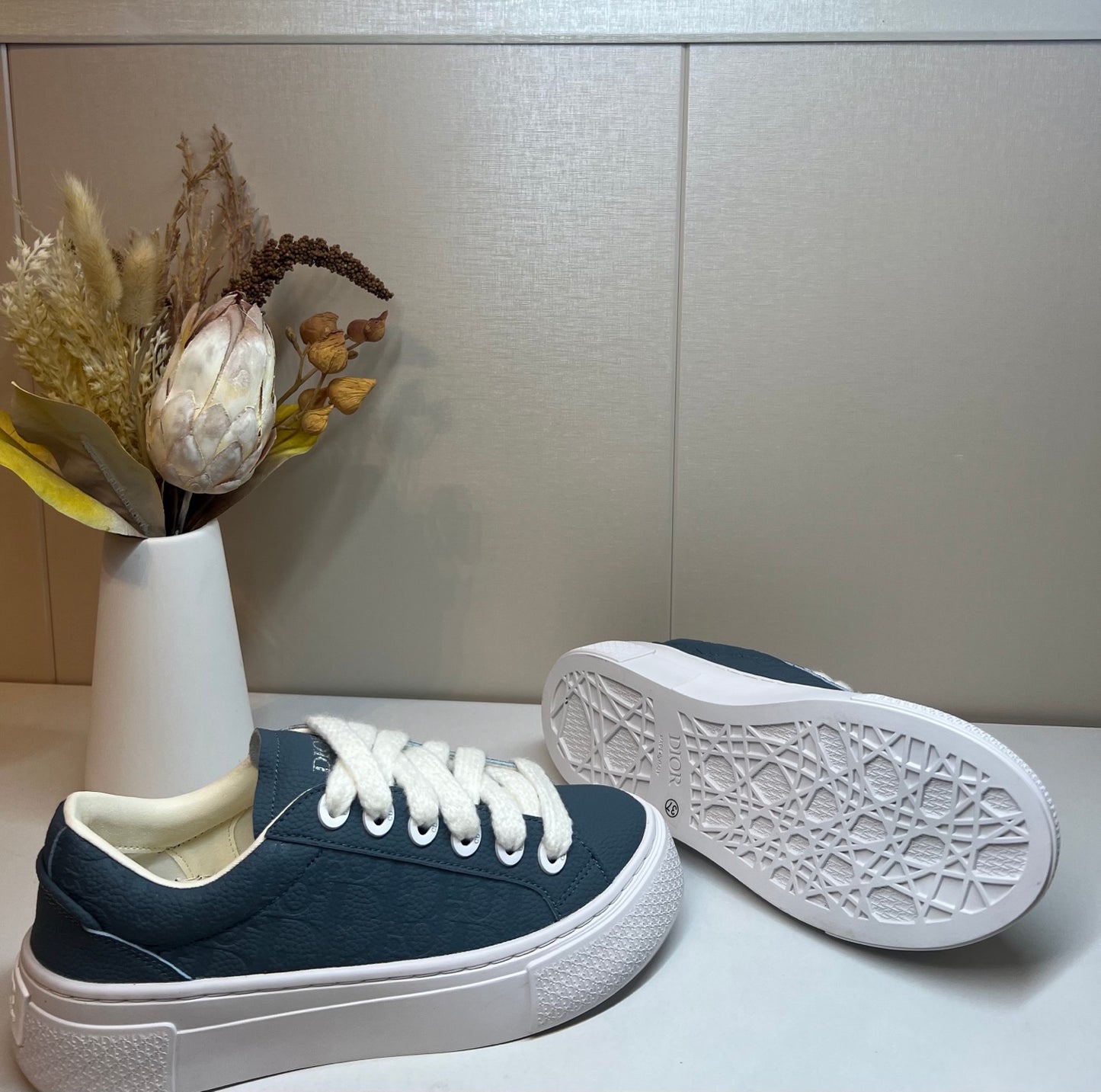shoes / model:X48