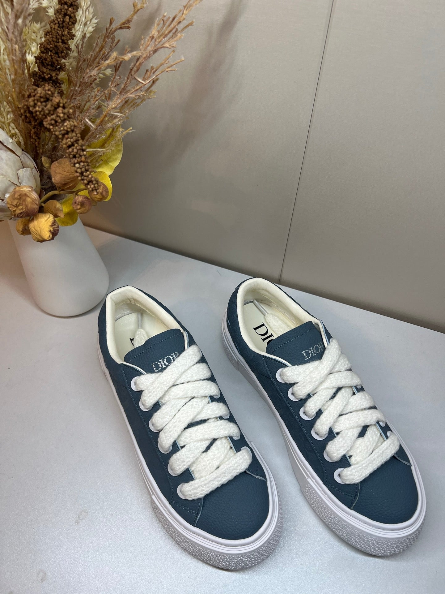 shoes / model:X48
