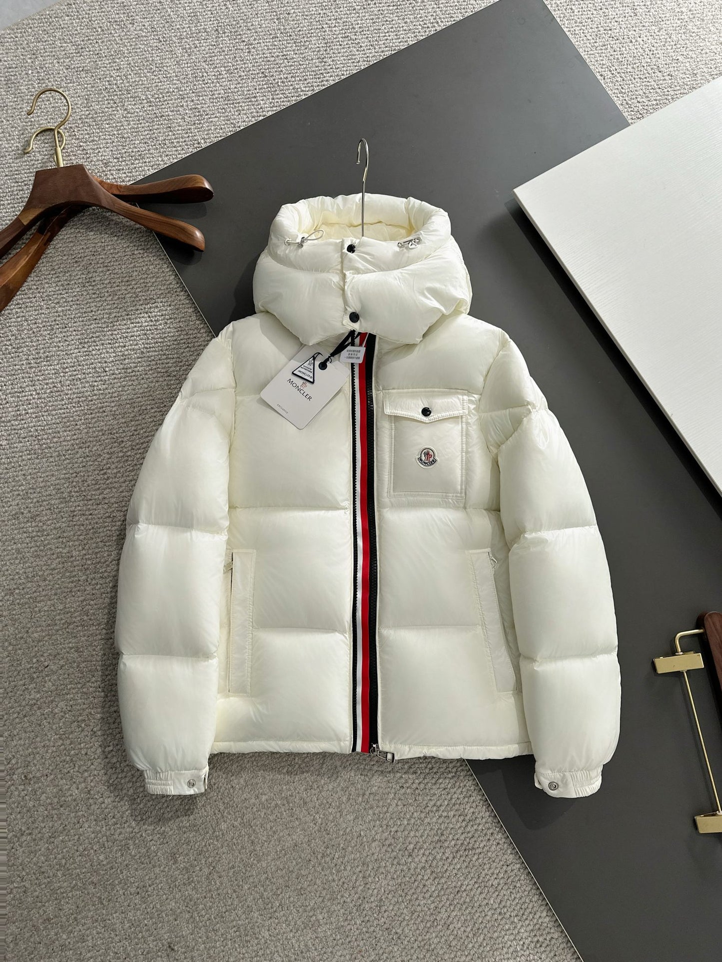 clothing/Short down jacket